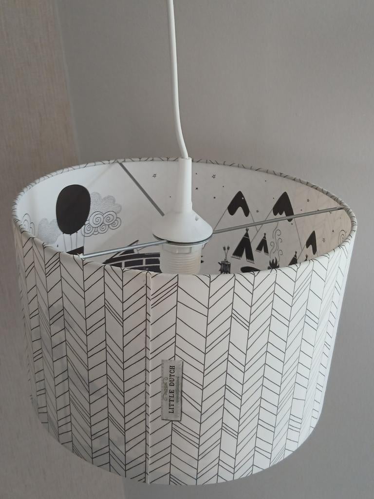 Little Dutch hanglamp (eventueel 2 stuks), Ophalen, Zo goed als nieuw, Rond