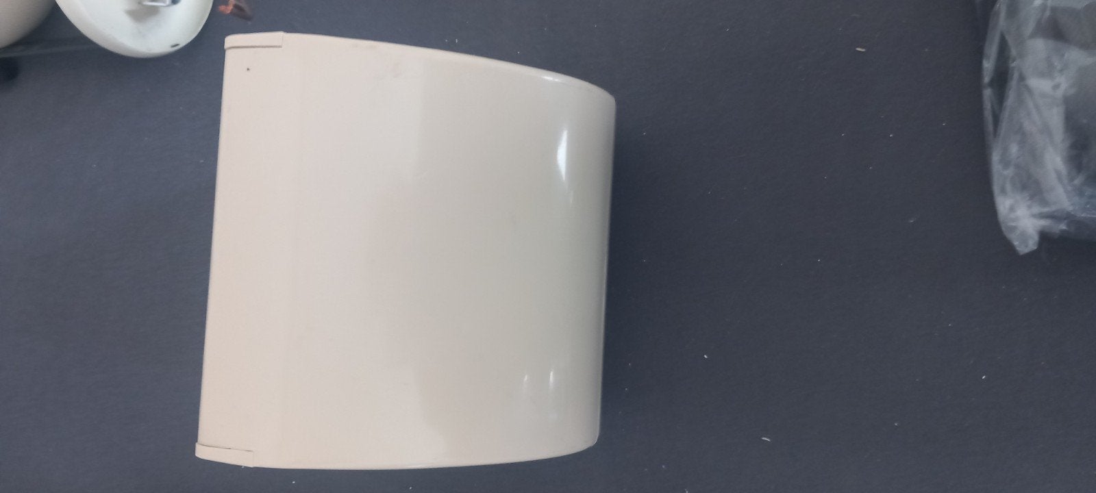 Vintage kunststof wc-rolhouder uit de jaren 70., Ophalen of Verzenden, Zo goed als nieuw, Beige, Overige typen
