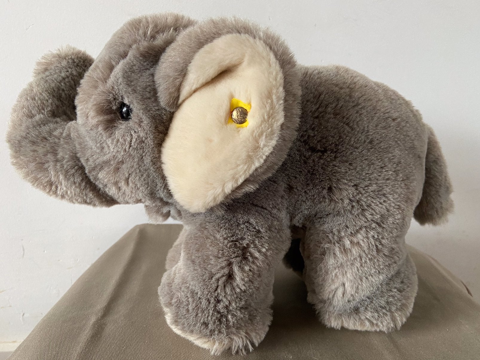 Steiff Cosy Jumbo olifant, 5350/22, 22cm hoog, Ophalen of Verzenden, Zo goed als nieuw, Overige typen, Steiff