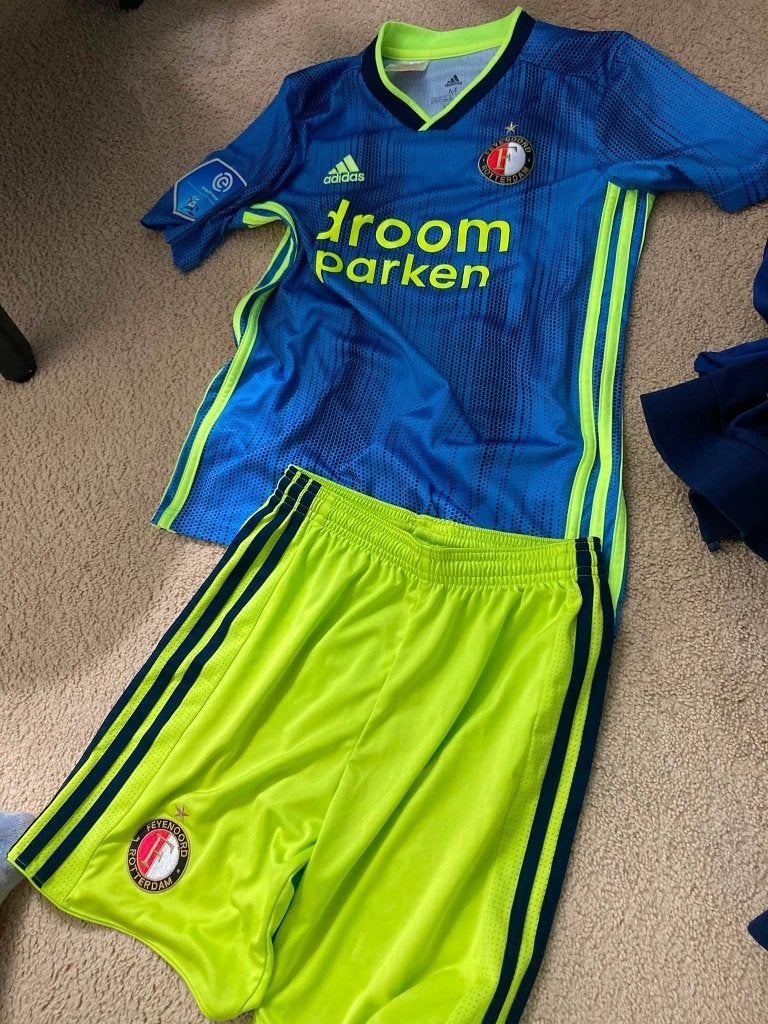 feyenoord tenu sam larsson 2019 2020, Maat XS of kleiner, Ophalen of Verzenden, Nieuw, Set