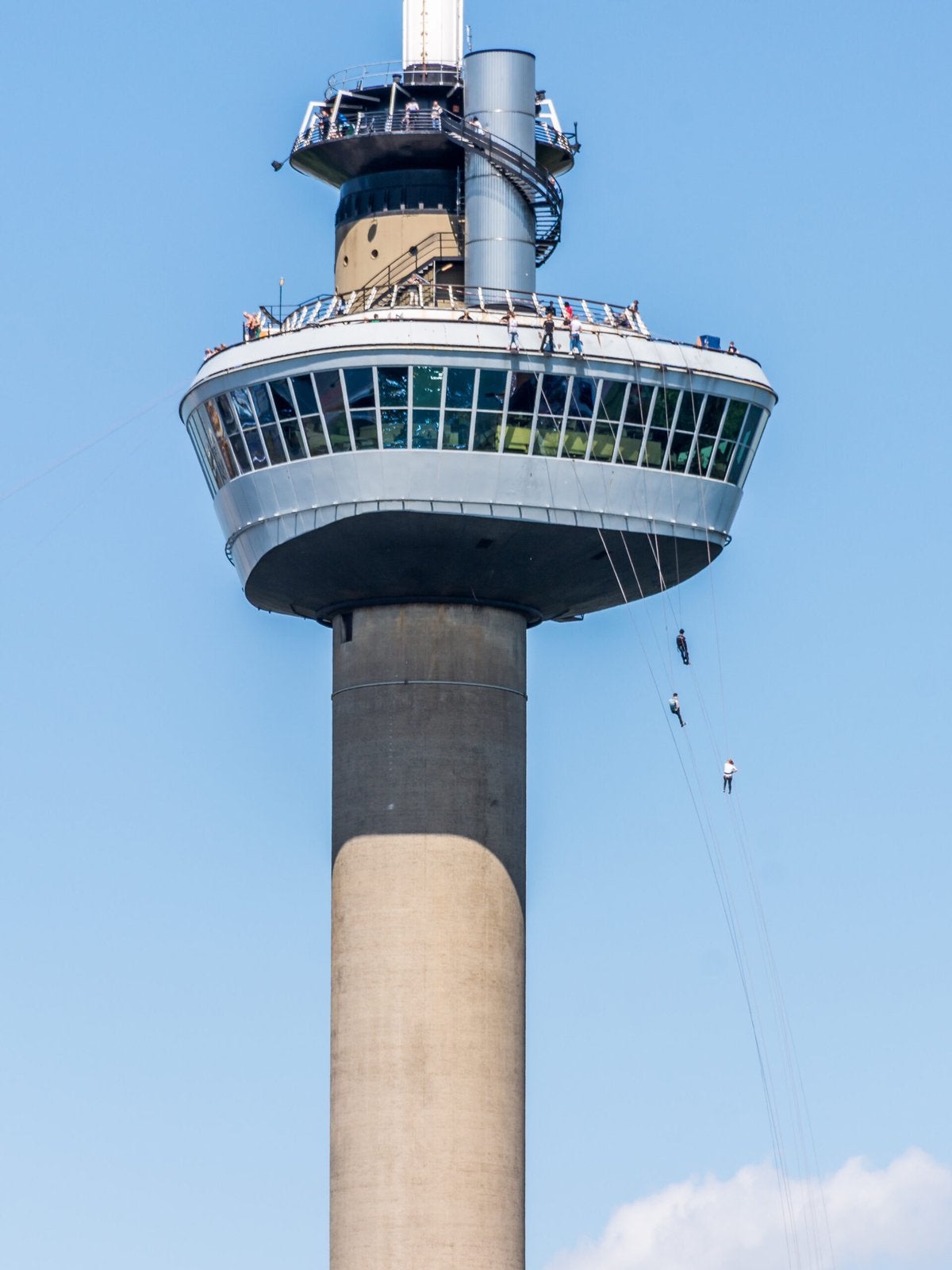 Euromast abseilen 19 september, Tickets en Kaartjes, Sport | Overige, Eén persoon, September