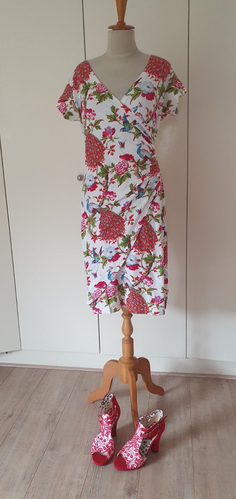 Lien en Giel Pauwenjurk Maat S, Overige kleuren, Ophalen of Verzenden, Maat 36 (S), Lien en Giel