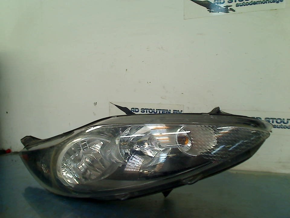 Koplamp Rechts Ford Fiesta 6 (JA8) 2015 8a6113w029ah, Gebruikt, Henry-Ford-Straße  1, Köln 50735, , Duitsland, Ford-Werke GmbH