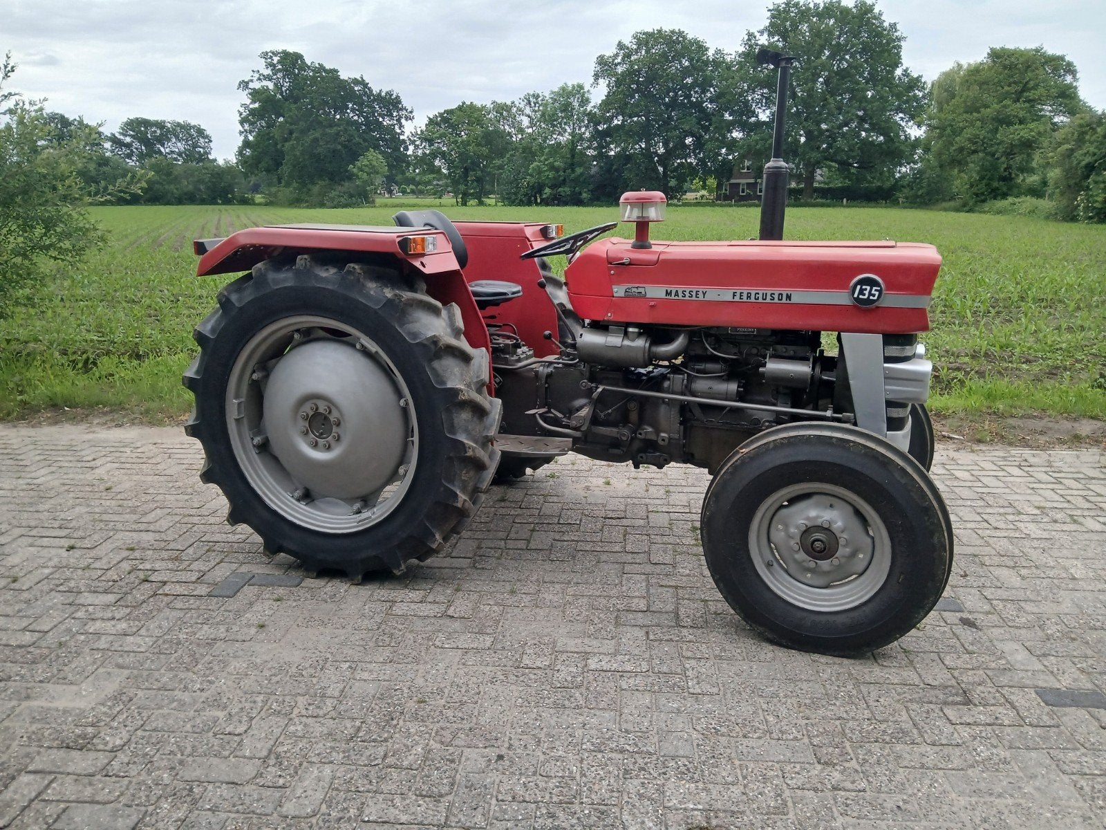 Massey ferguson 135 trekker, Zakelijke goederen, Agrarisch | Tractoren, Ophalen, Tot 2500, Oldtimer, Tot 80 Pk