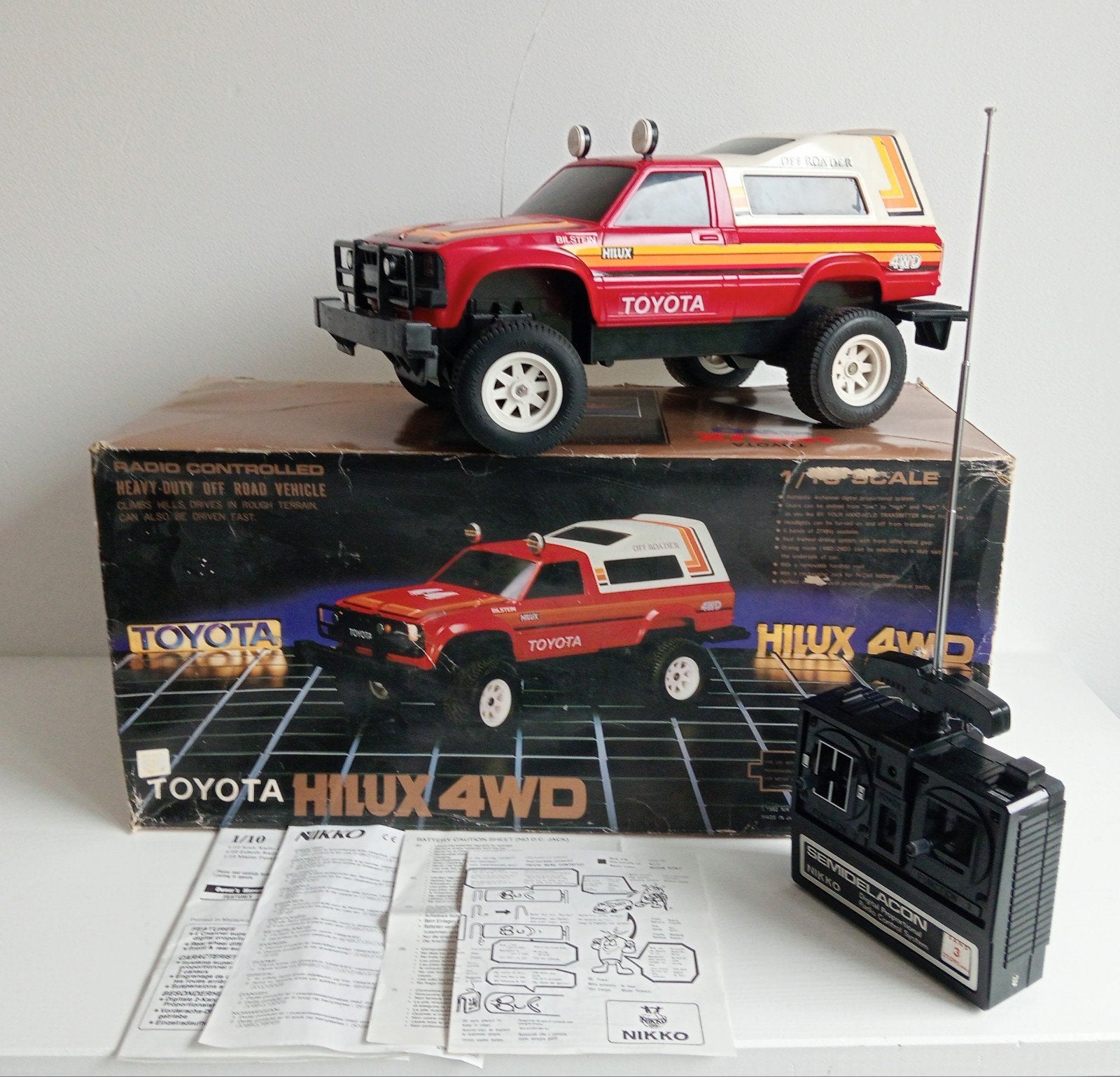 Vintage RC Nikko Toyota Hilux 1:10 scale, Ophalen of Verzenden, Overige schalen