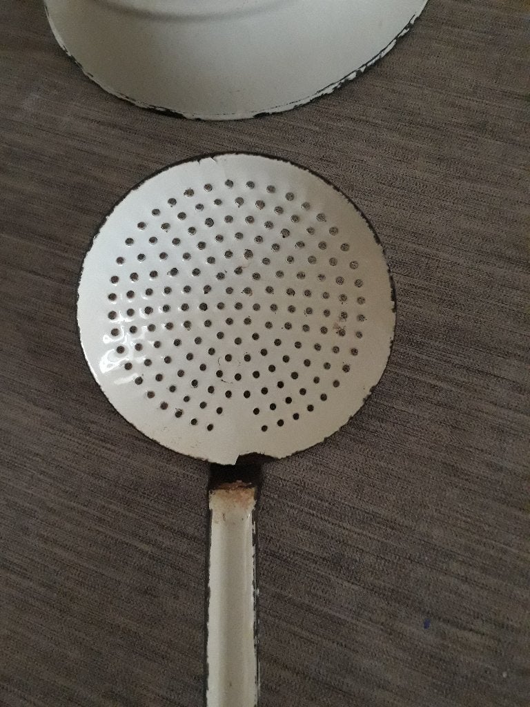 Emaille schuimspaan en soeplepel antiek crème., Antiek en Kunst, Ophalen