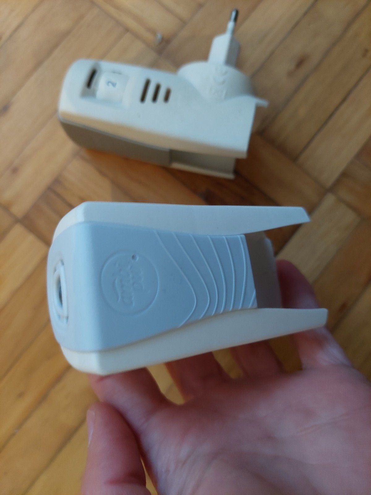 2x ambi pur luchtverfrisser  houders  Elektrisch, Ophalen of Verzenden, Gebruikt, Wit, Kunststof