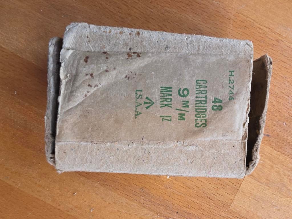 Brits 9 mm munitie doosje., Verzamelen, Militaria | Tweede Wereldoorlog, Hulzen of Bodemvondsten, Engeland, Ophalen of Verzenden