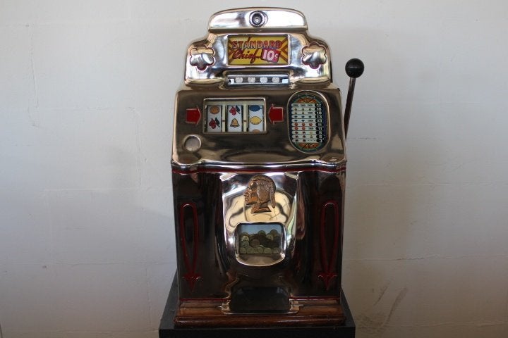 JENNINGS STANDARD CHIEF Slotmachine 1946, Overige munten, Ophalen of Verzenden, Gebruikt, Met sleutels