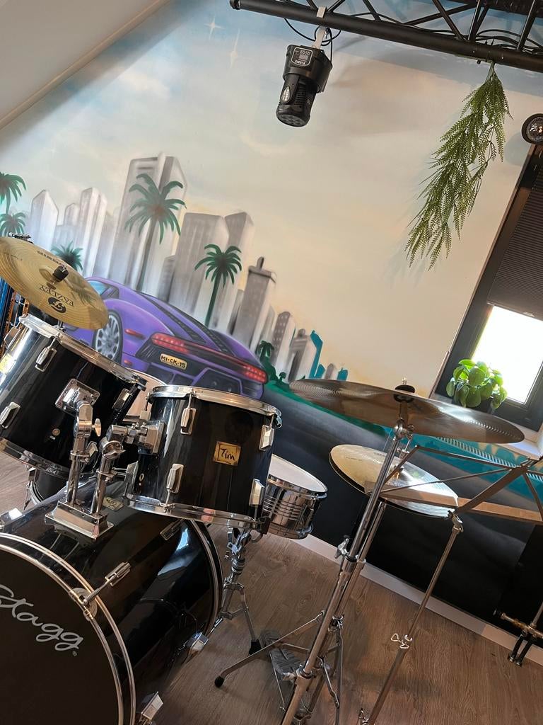 Stagg drumstel met bekkens de kruk is €50 (nieuw), Ophalen, Gebruikt, Overige merken