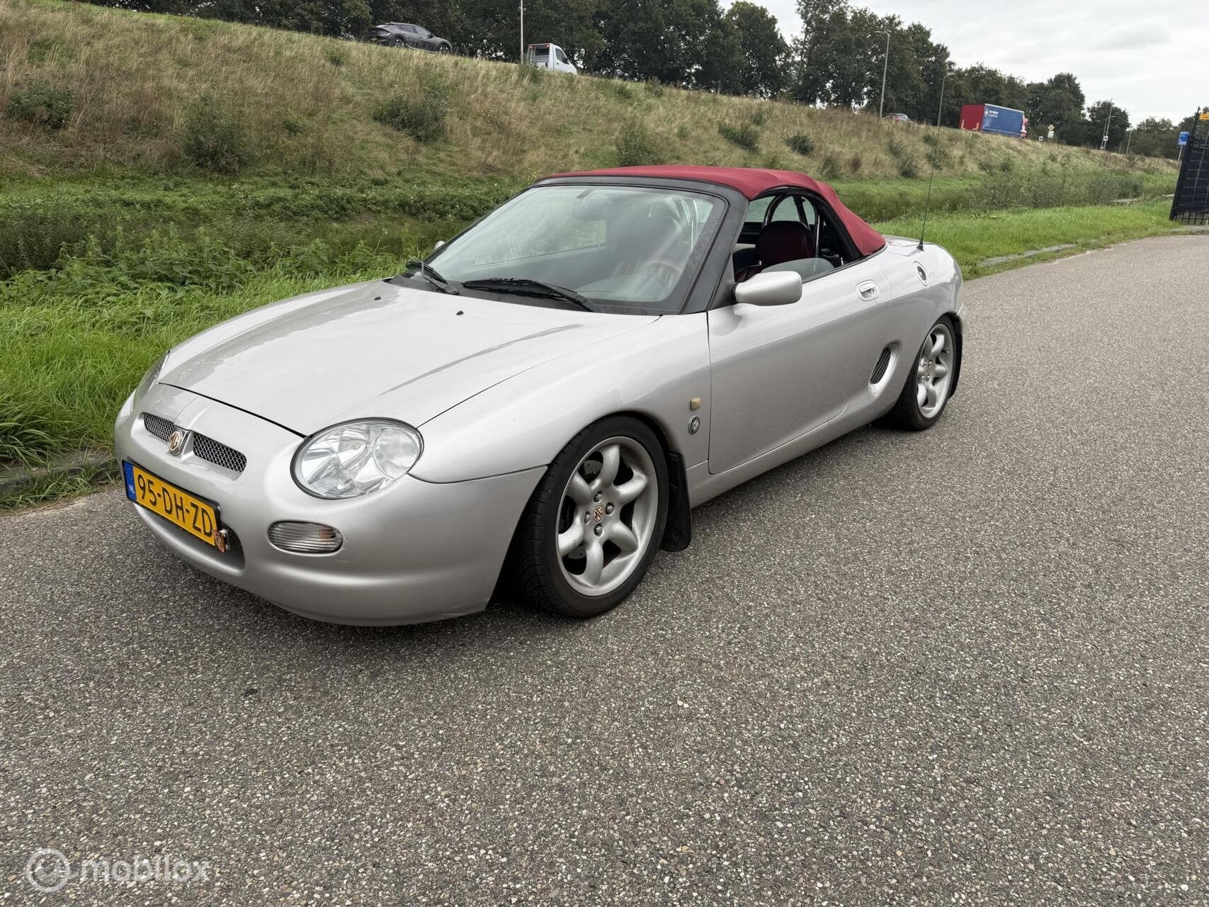 MG F 1.8i cabrio 120 pk, Euro 2, Achterwielaandrijving, 4 cilinders, Cabriolet