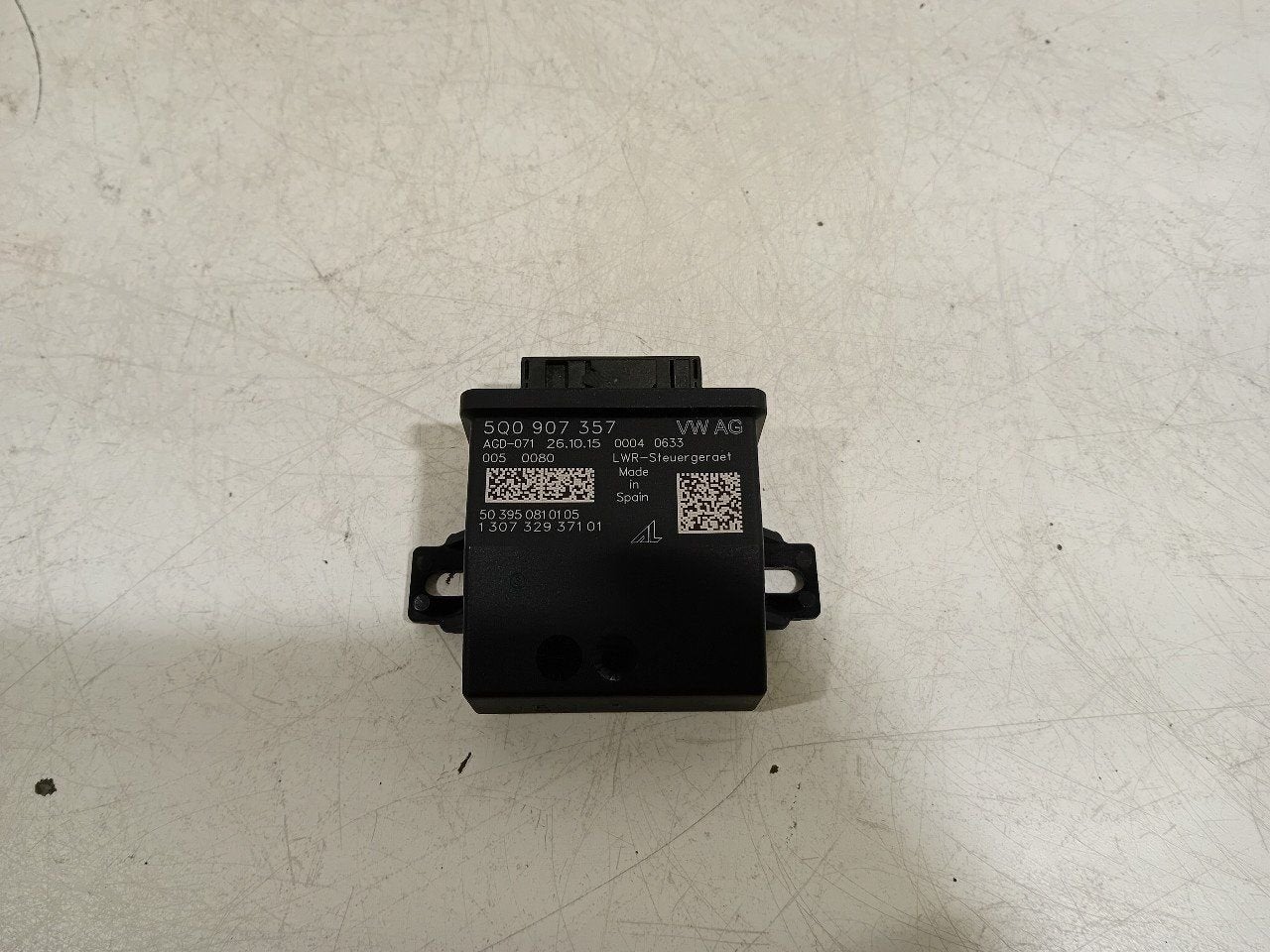 Computer verlichting Volkswagen Golf, Onderdelen@venauto.nl, Van der Ven Autorecycling B.V., Gebruikt, Ettenseweg 76, 4706 PB Roosendaal, The Netherlands
