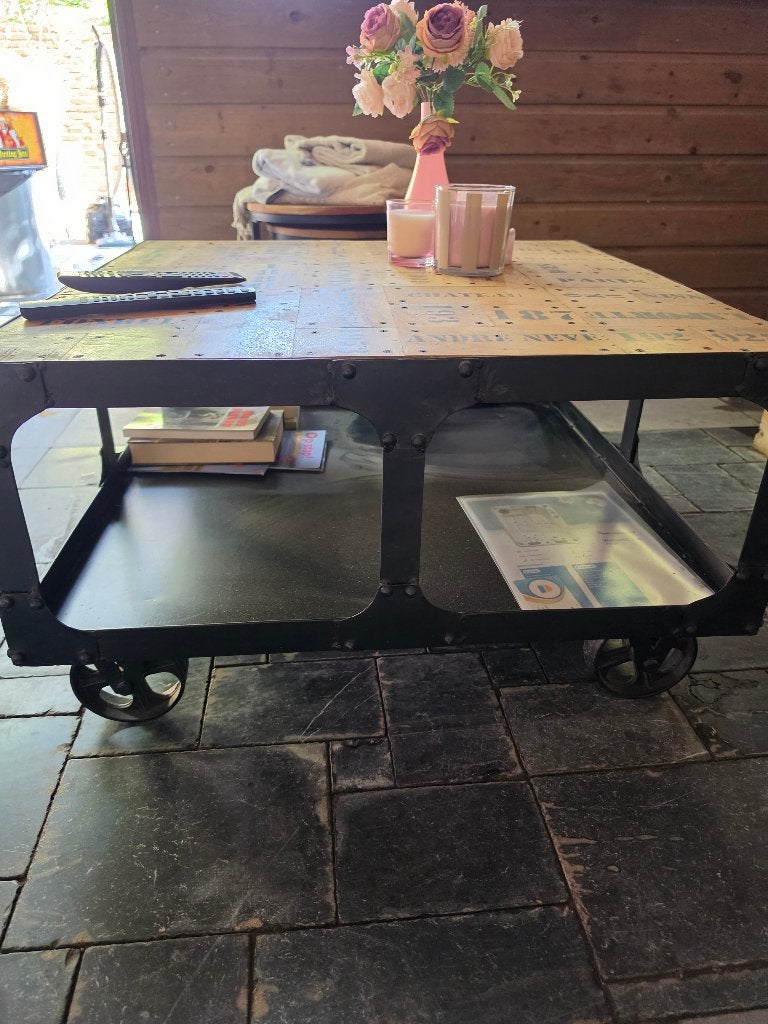 Salontafel, 50 tot 100 cm, Vierkant, 50 tot 100 cm, Zo goed als nieuw
