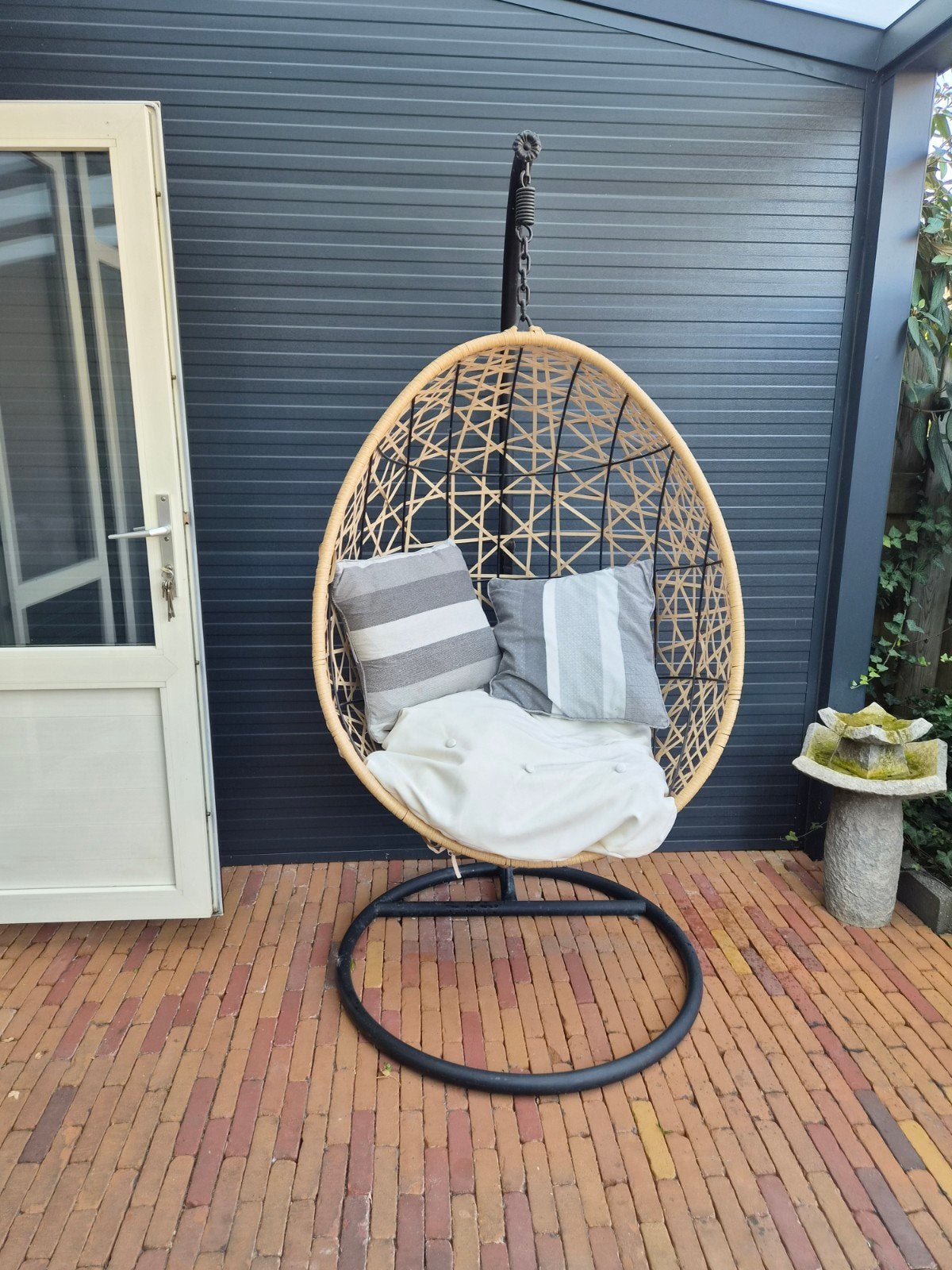 ei schommelstoel, Tuin en Terras, Tuinstoelen, Ophalen, Zo goed als nieuw