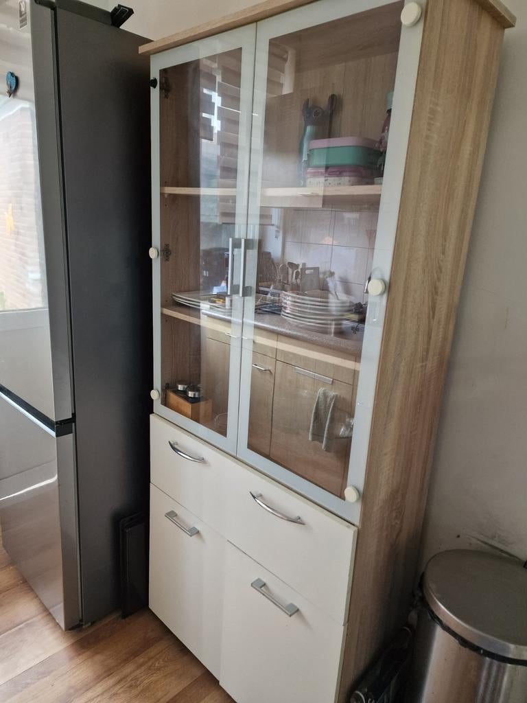 Kast, Huis en Inrichting, Kasten | Vitrinekasten, Ophalen of Verzenden, Zo goed als nieuw, 25 tot 50 cm, 200 cm of meer