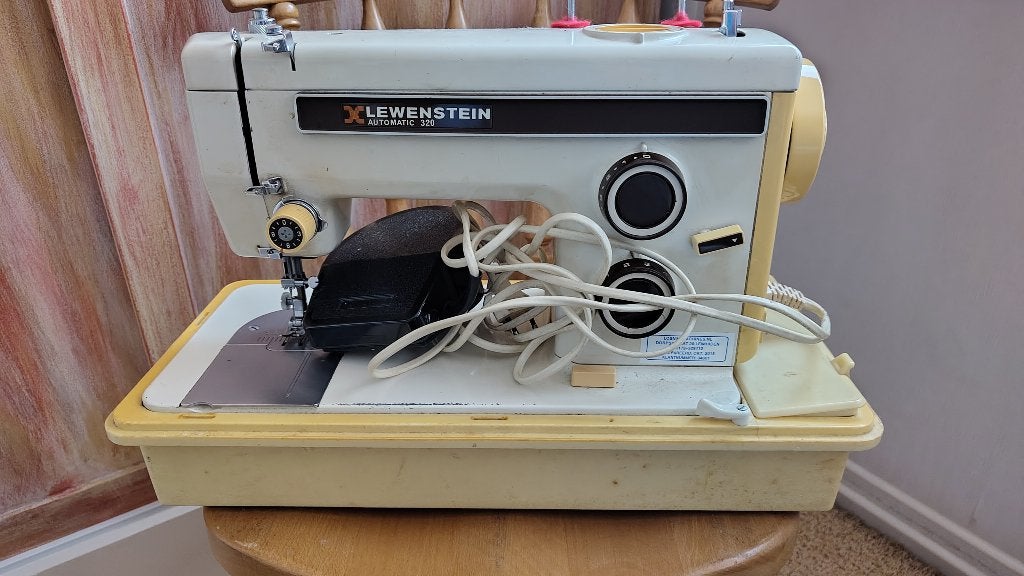 Lewenstein naaimachine automatic 320, Hobby en Vrije tijd, Naaimachines en Toebehoren, Ophalen, Gebruikt, Naaimachine, Lewenstein
