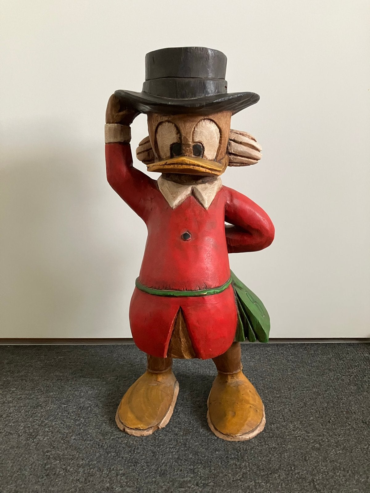 Houten Dagobert Duck - 53 cm hoog, Ophalen of Verzenden, Overige figuren, Gebruikt, Beeldje of Figuurtje