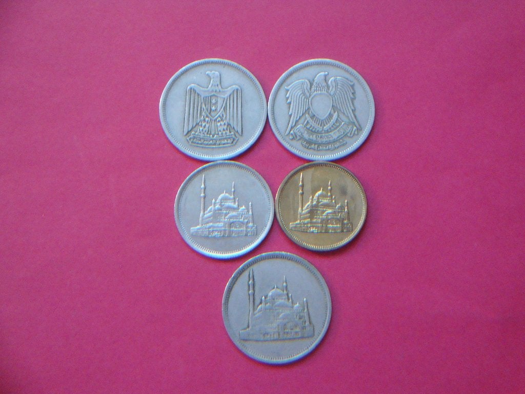 Egypte setje munten 10 en 20 Piastre 1967/1992., Verzenden, Egypte, Setje