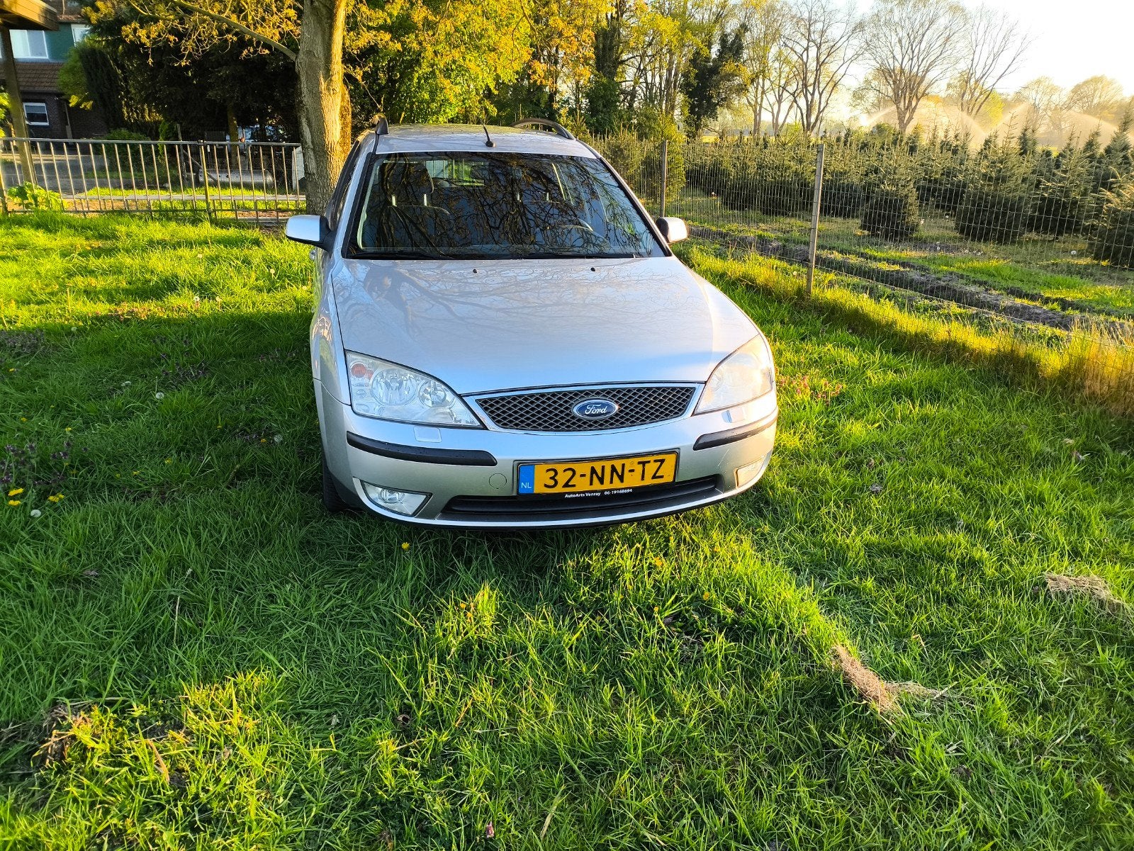 Ford Mondeo 2.0 16V 107KW Wagon AUT 2003 Grijs, Auto's, Ford, 145 pk, 730 kg, 1800 kg, 1370 kg