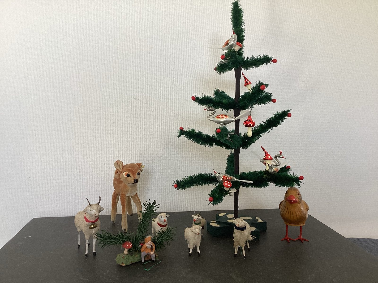 Oud Steiff hert met knoop, Ophalen of Verzenden, Gebruikt, Hert, Beeldje of Figuurtje