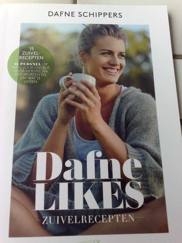 Kookboek - Dafne schippers - zuivelrecepten, Verzenden, Zo goed als nieuw
