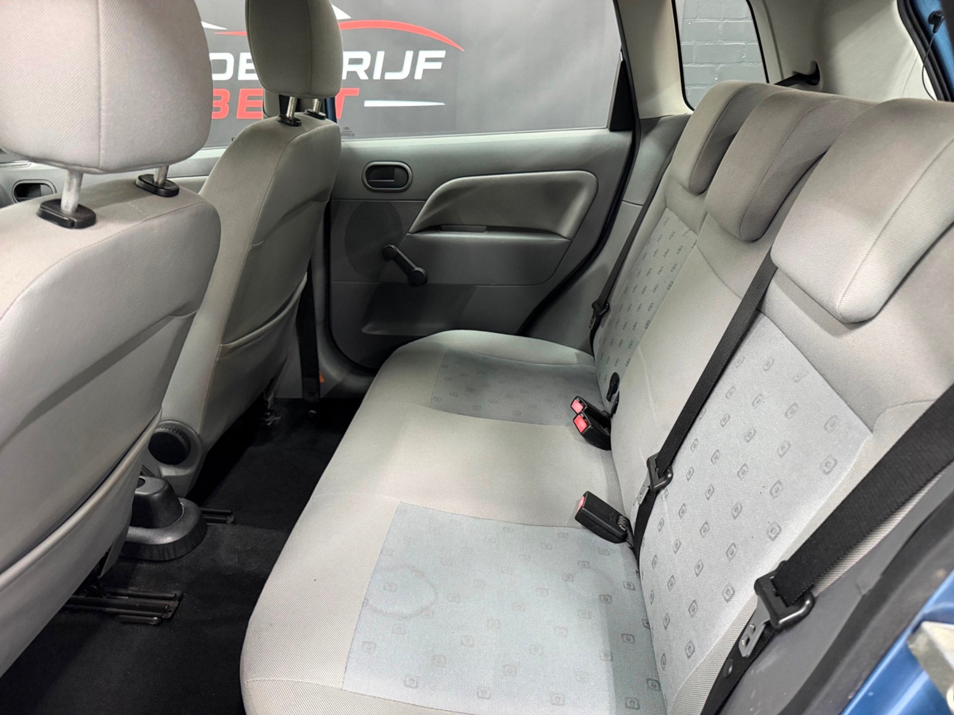 Foto 11 van Ford Fiesta 1.3 Core Nap/5Drs/APK 09-2027!