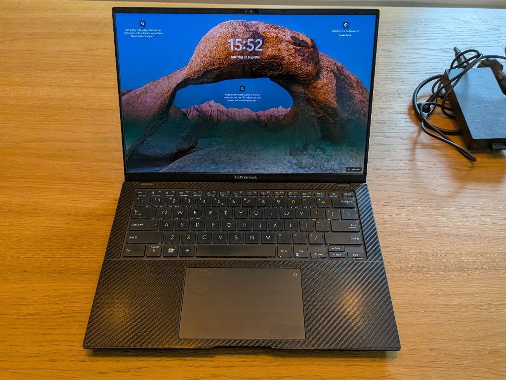 ASUS Zenbook Pro 14 OLED UX6404VV Laptop (met extra adapter), Computers en Software, Windows Laptops, Met videokaart, Asus, 14 inch