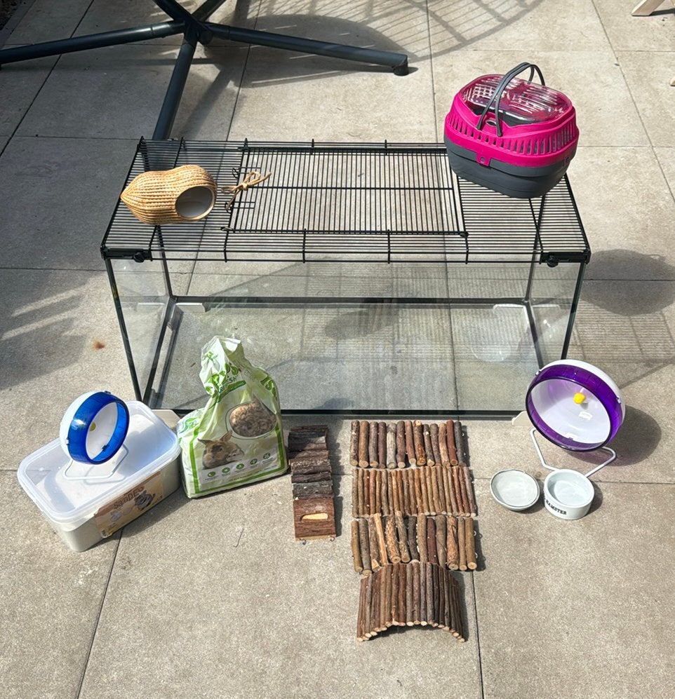 Terrarium voor hamster, Zo goed als nieuw, 75 tot 110 cm, Ophalen, Minder dan 60 cm
