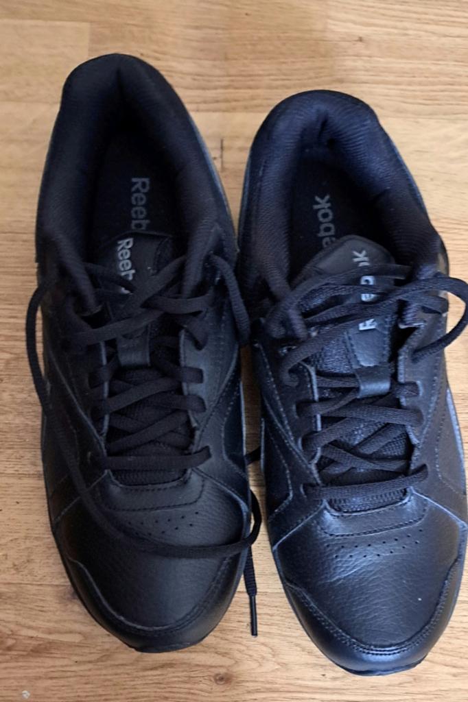 Nieuwe Reebok Sportschoenen Zwart Maat 42, Zwart, Nieuw, Ophalen of Verzenden, Sneakers of Gympen