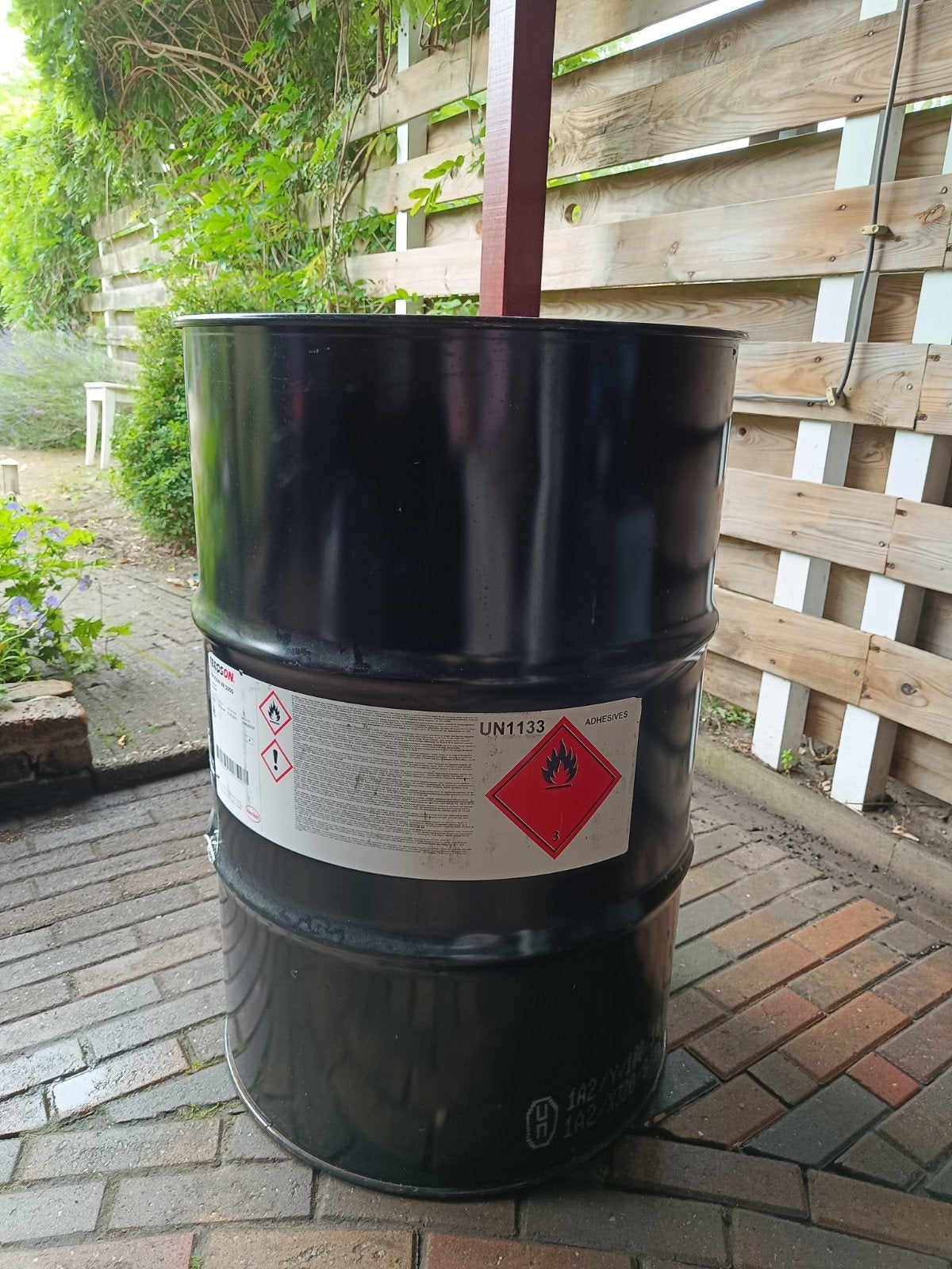 Olievat Teroson voor tuintafel, kampvuur of decoratie, Ophalen