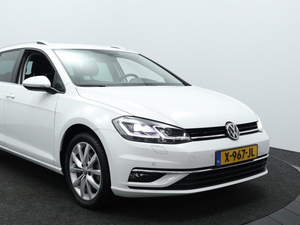 Volkswagen Golf 1.5 TSI Highline Automaat | Navigatie | Came, Auto's, Volkswagen, 12 maanden, Stof, Euro 6, 4 cilinders