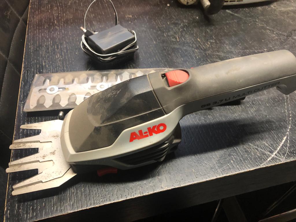 AL-KO GS 3.7 Li Multi Cutter - Accu heggenschaar, Tuin en Terras, Heggenscharen, Gebruikt, Accu, Ophalen