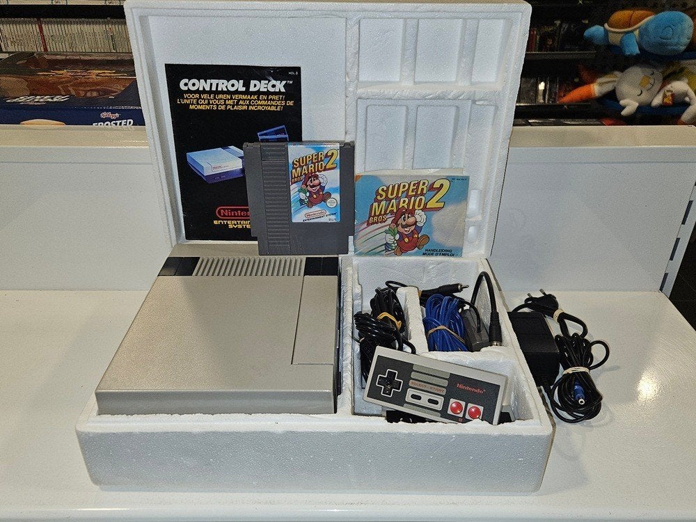 Nintendo NES Control Deck - Super Mario Bros 2 Edition (Boxe, Spelcomputers en Games, Spelcomputers | Nintendo NES, -, -, Met 2 controllers
