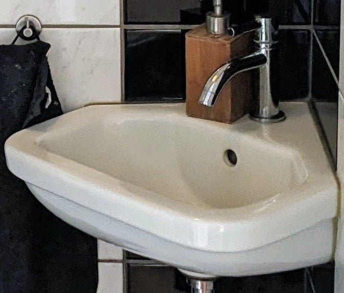 Witte hoek wasbak, Ophalen, Zo goed als nieuw, Wastafel