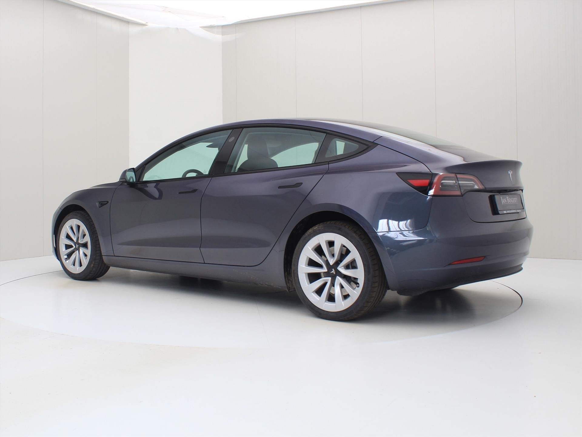 Tesla Model 3 Standard RWD Plus FACELIFT 94% SoH [ AMD RYZEN, Auto's, Automaat, Gebruikt, Zwart, Sedan
