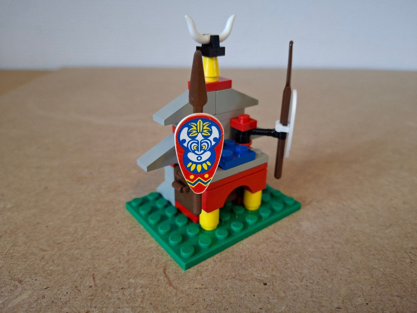 Lego 6236 King Kahuka. Jaren 90 Pirates Islanders, Compleet, Lego, Info@lego.com, 33 Bath Road, Slough, UK
