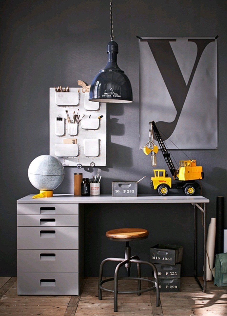 Bureau tienerkamer, Ophalen, Gebruikt, 150 cm, Met lades