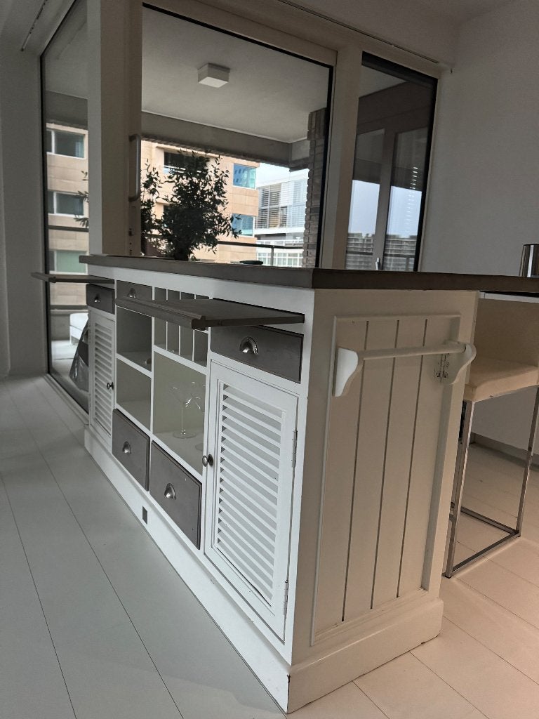 RM Robuuste keukentafel/eiland/bar met doorleefd tafelblad, Ophalen of Verzenden, Gebruikt