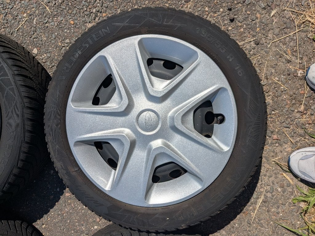 Set stalen velgen + Vredestein winterbanden voor Ford Fiesta, Auto-onderdelen, Ophalen, Gebruikt, 16 inch, Banden en Velgen