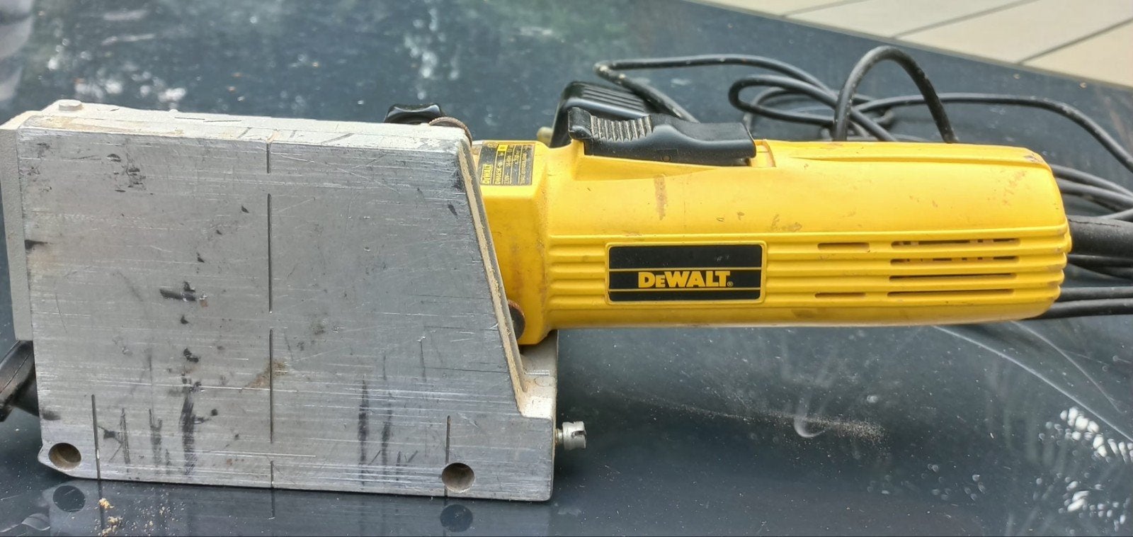 Dewalt lamellenfrees, Doe-het-zelf en Verbouw, Gebruikt, Decoupeerzaag, Ophalen of Verzenden, 30 tot 70 mm