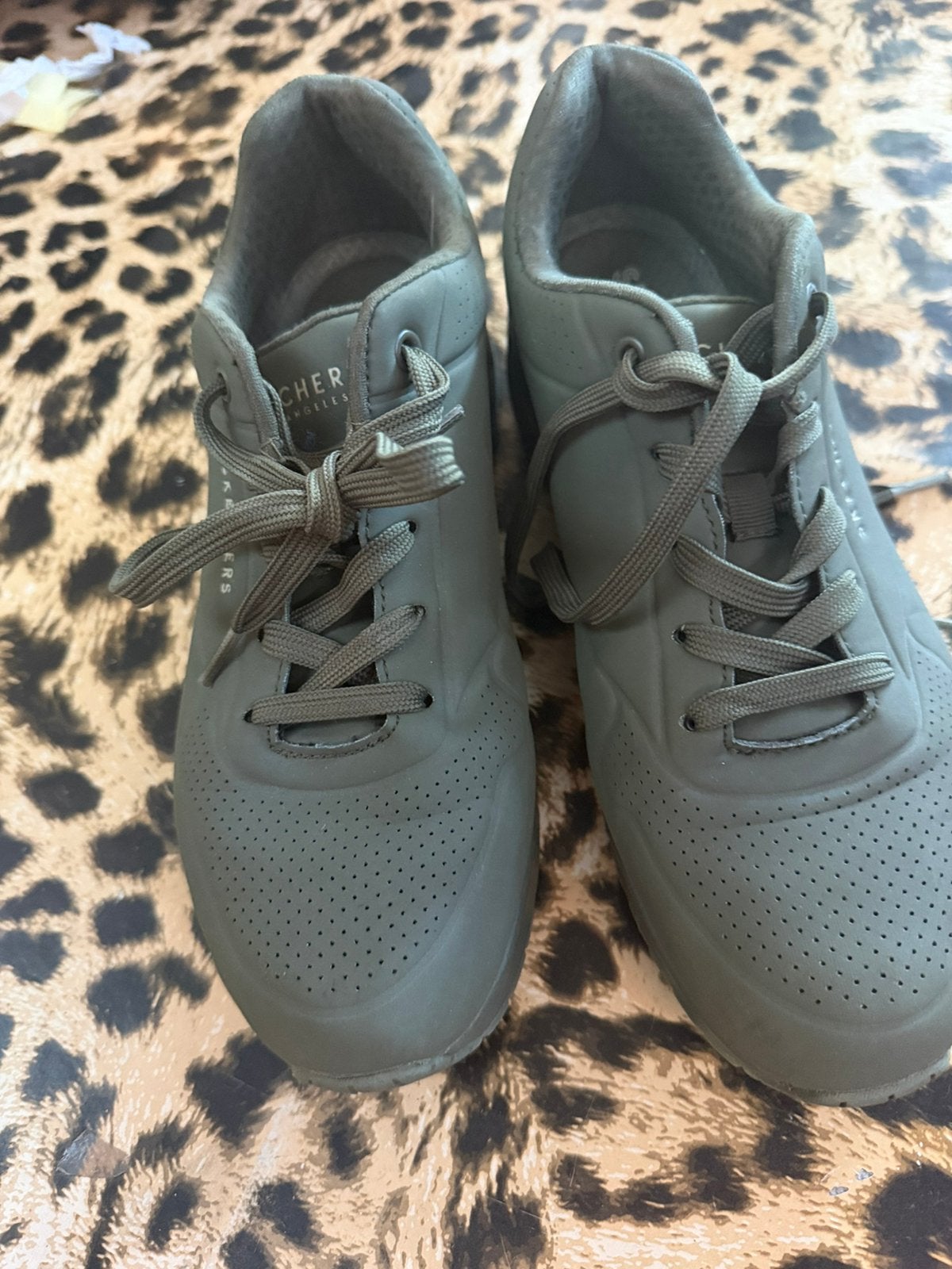 Sketchers legergroen  mt 39, Ophalen of Verzenden, Sneakers of Gympen, Gedragen, Groen