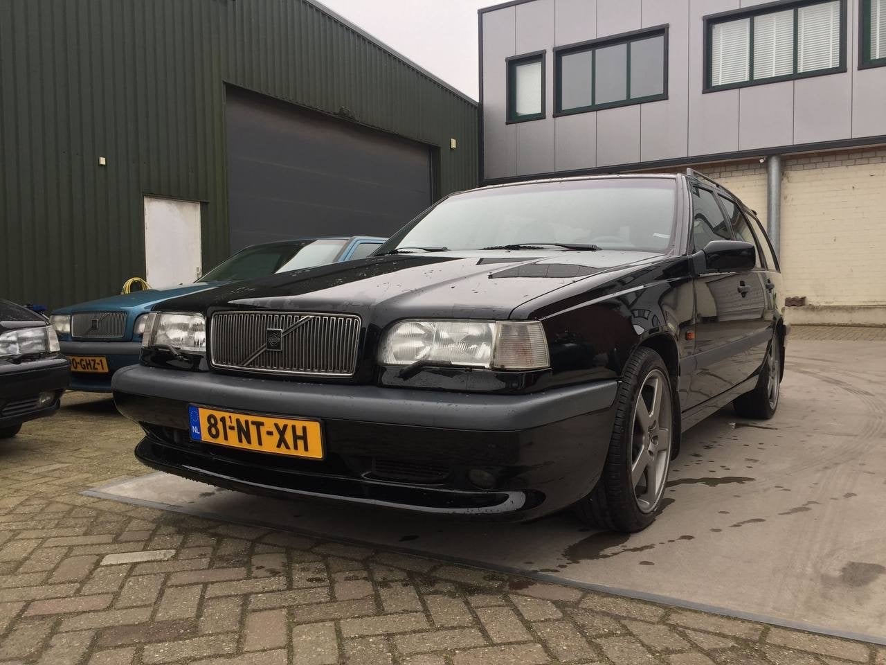 Volvo 850 T5R, 700 kg, Zwart, 1517 kg, Stationwagon