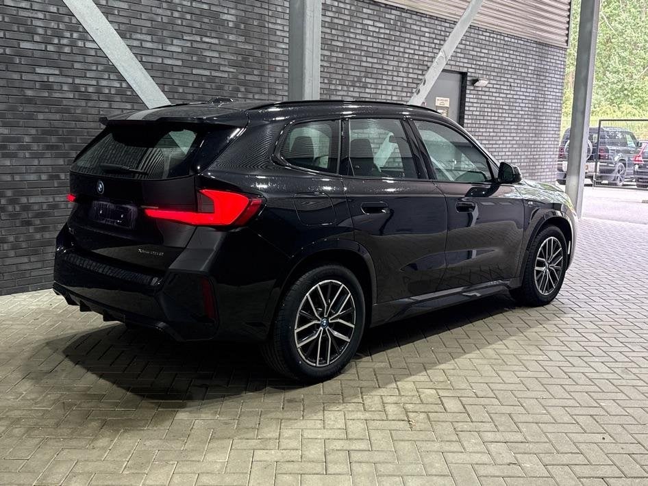 BMW X1 xDrive25e | M Sport | Adaptief M-onderstel | Camera |, Auto's, Gebruikt, Euro 6, 16 kWh, Bedrijf