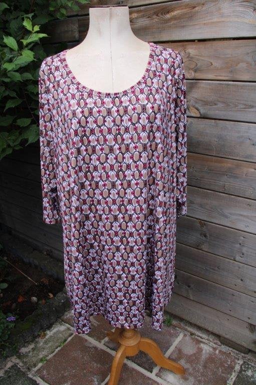 Tuniek taupe/ zwart/ rood X-TWo mt 50 A-lijn Vaste prijs, Kleding | Dames, X-Two, Blouse of Tuniek, Ophalen of Verzenden, Zo goed als nieuw