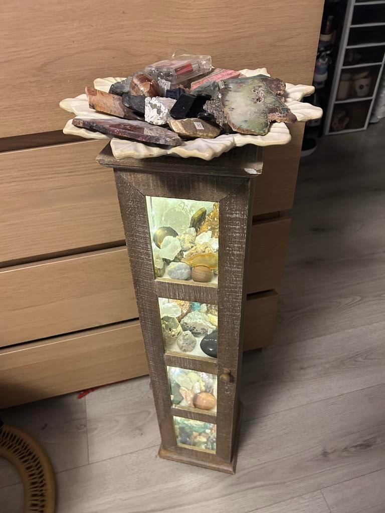 Klein houten kastje voor sieraden/spulletjes met verlichting, Minder dan 50 cm, Gebruikt, Ophalen of Verzenden, Minder dan 25 cm