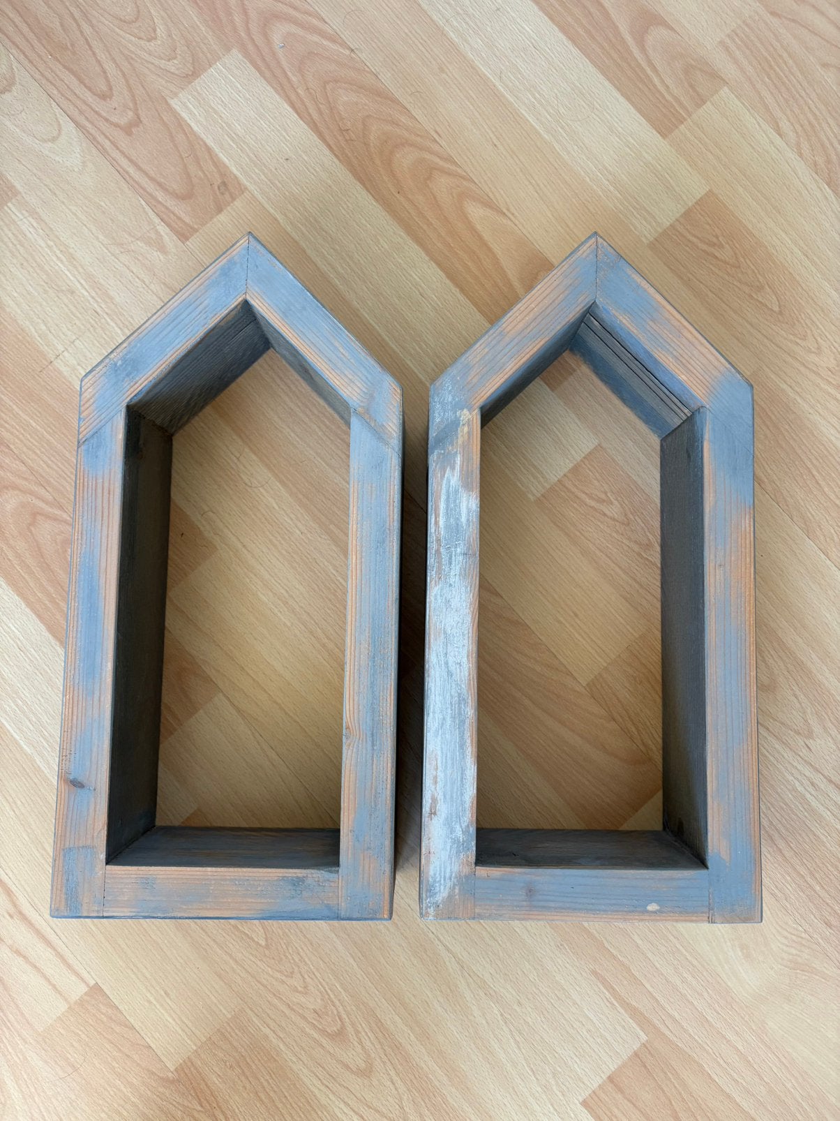 Twee decoratieve huisjes steigerhout, Ophalen of Verzenden, Zo goed als nieuw