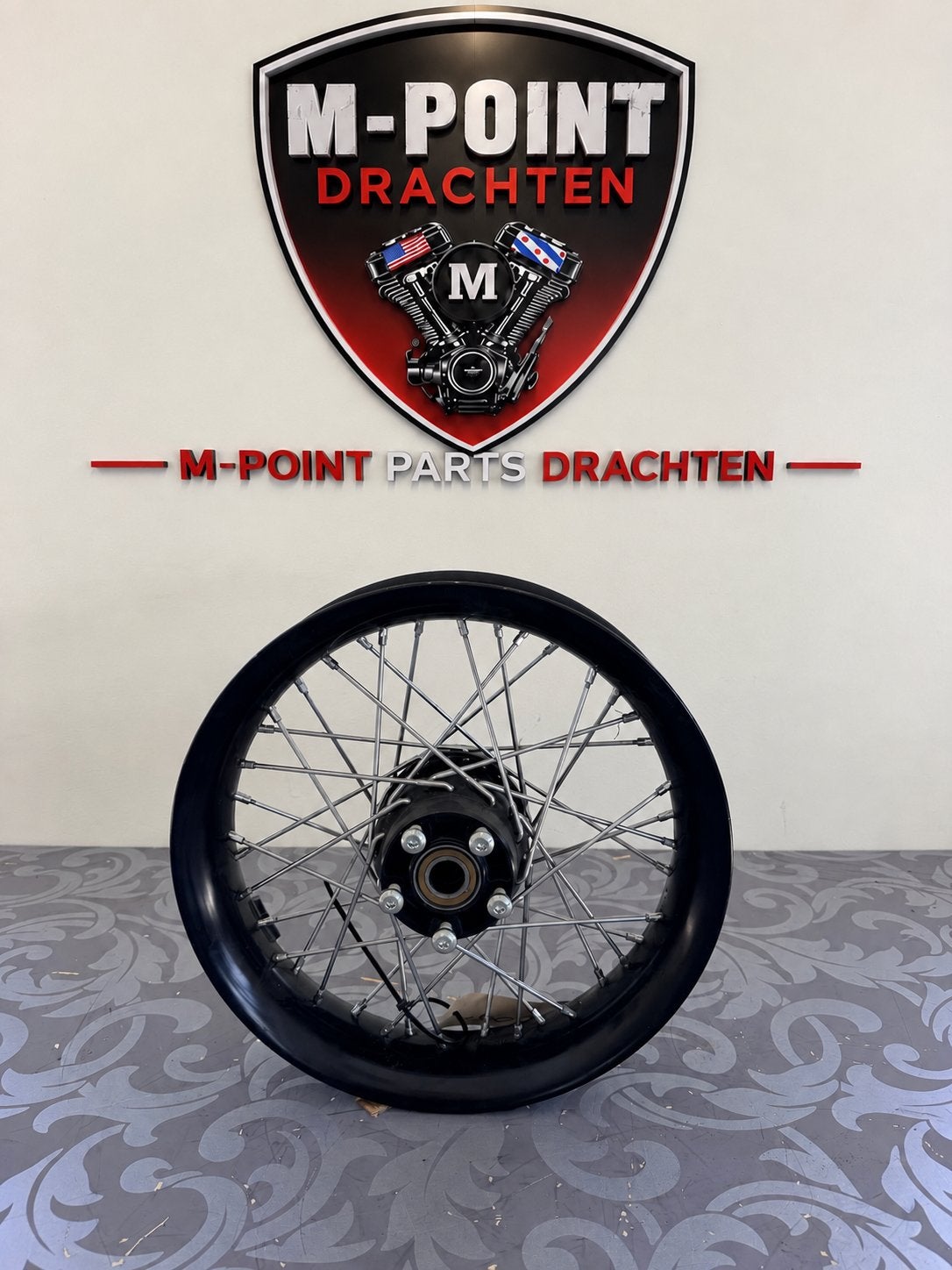 Harley-Davidson Spaakwiel 16” – Zwart, Motoren, Ophalen of Verzenden, Gebruikt