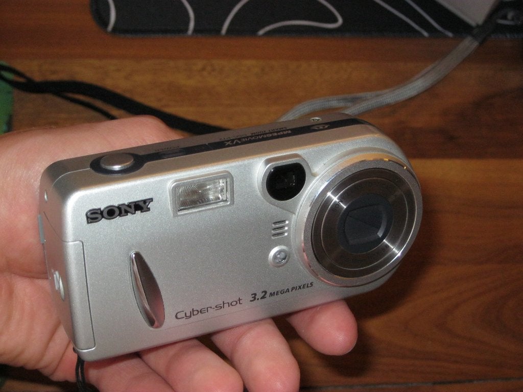 SONY DSC P72, Ophalen of Verzenden, Zo goed als nieuw, Sony, 8 keer of meer