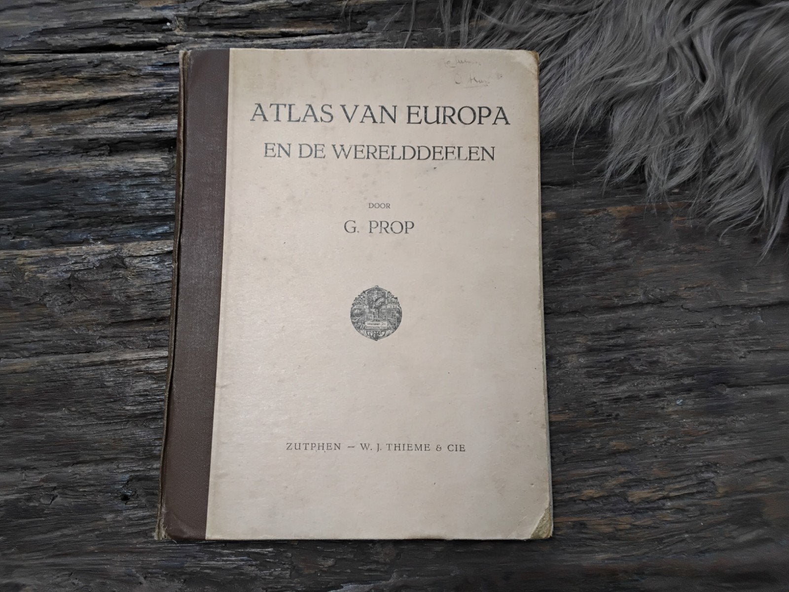 Atlas van Europa en de Werelddeelen - G. Prop (1929), Boeken, Gelezen, Overige atlassen, 1800 tot 2000, Wereld