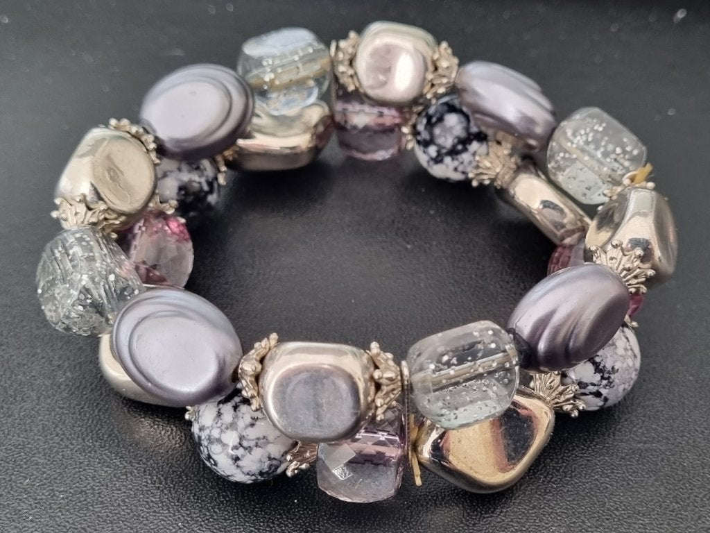 Zilverkleurige/grijze dubbele armband (Nieuw), Sieraden, Tassen en Uiterlijk, Armbanden, Verzenden, Nieuw, Zilver, Kunststof of Plastic